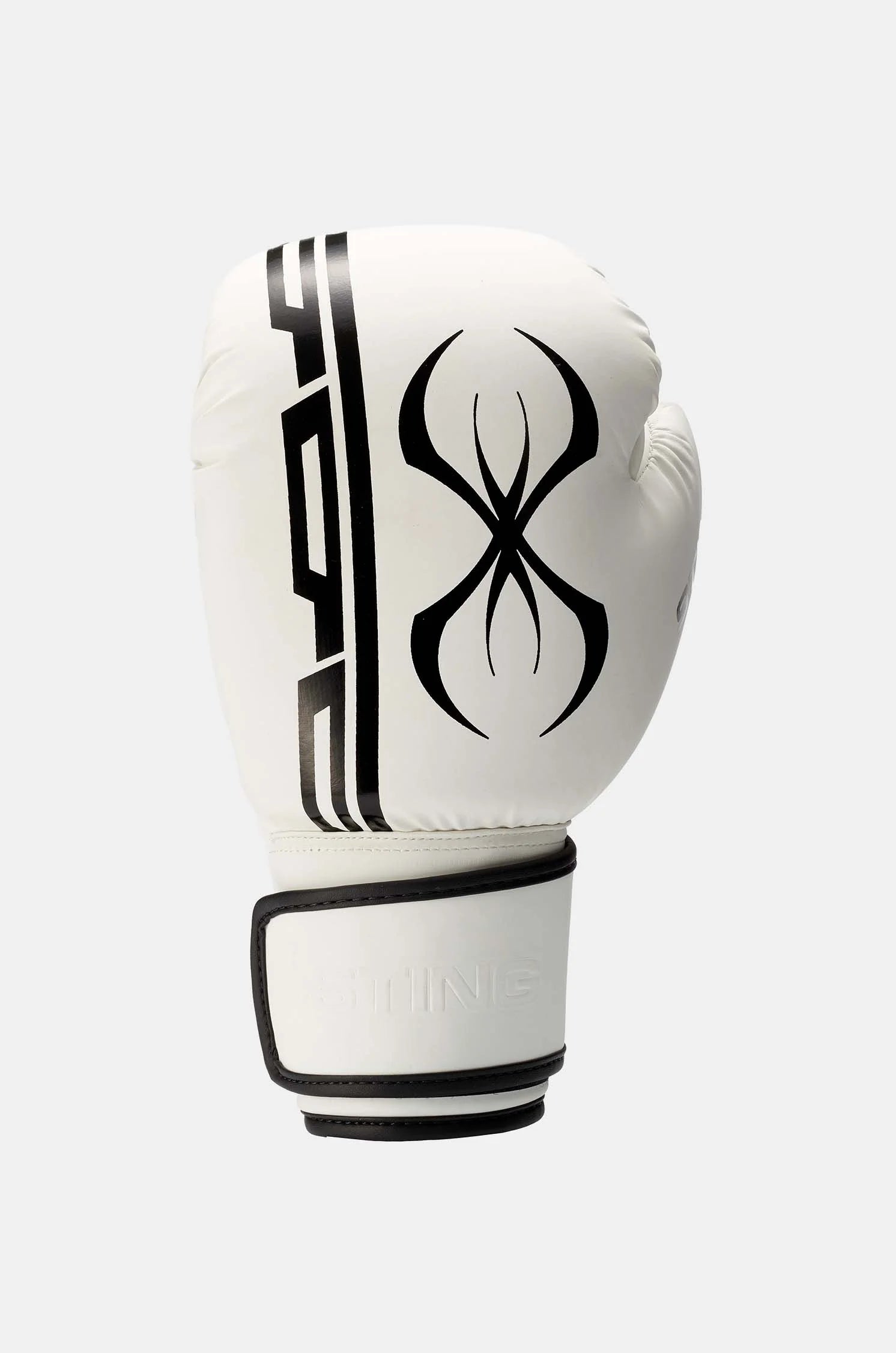 Armaplus Boxing Glove White Black 16Oz STING UK